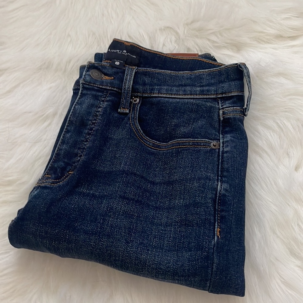 EUC Lucky Brand Zoe High Rise Straight Ankle Jeans size 8 Raw Hem